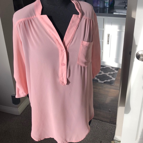 Cute DNA Couture blouse - Picture 2 of 7